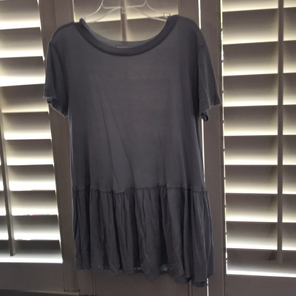 Urban Outfitters Ruffle Tee - Picture 3 of 3